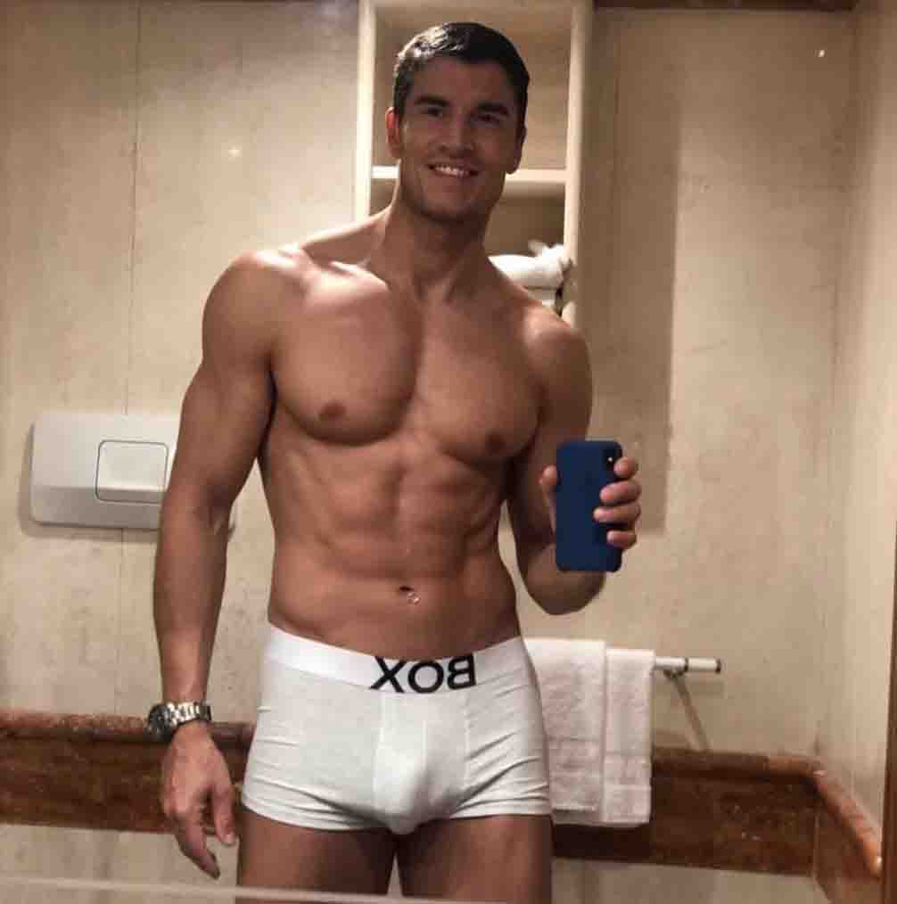<b>So You Want To Be A Male Underwear Model?</b>