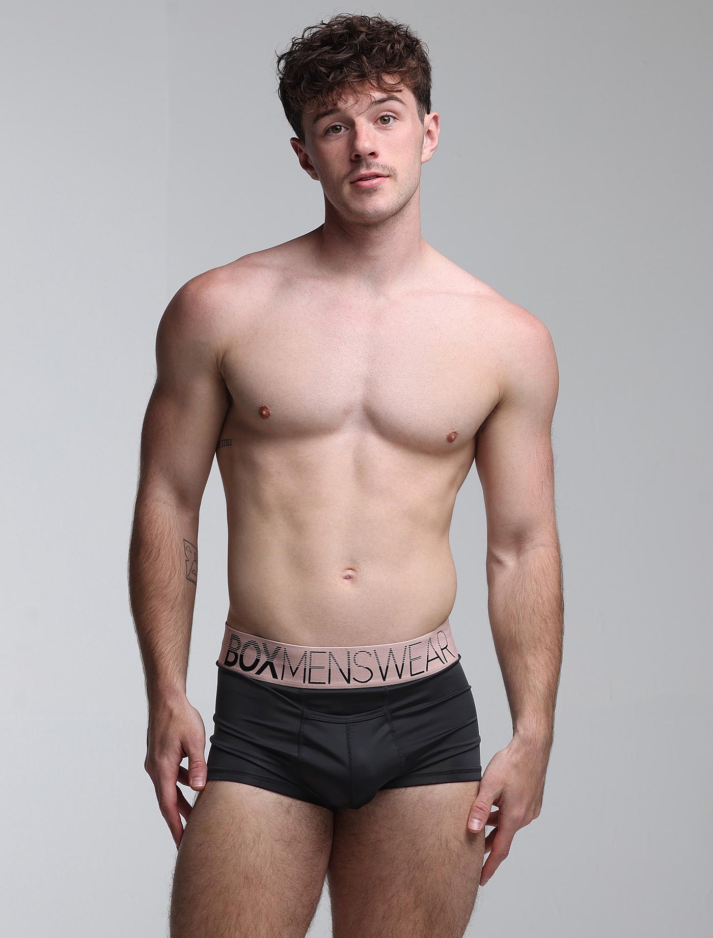 Mens Arched Keyhole Boxers - Crimson Royale