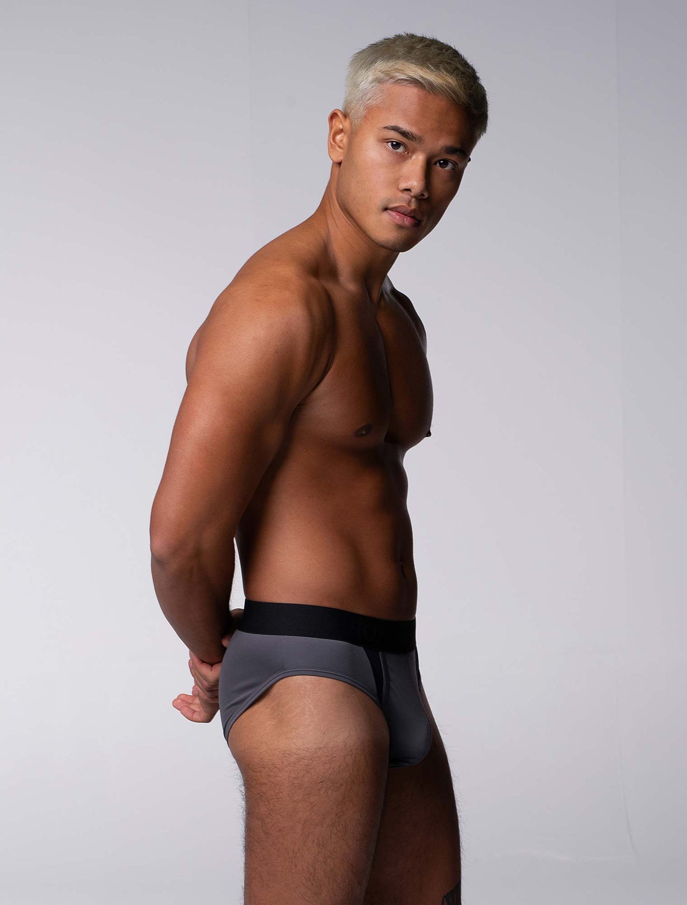 Motion Mesh Briefs - Grey